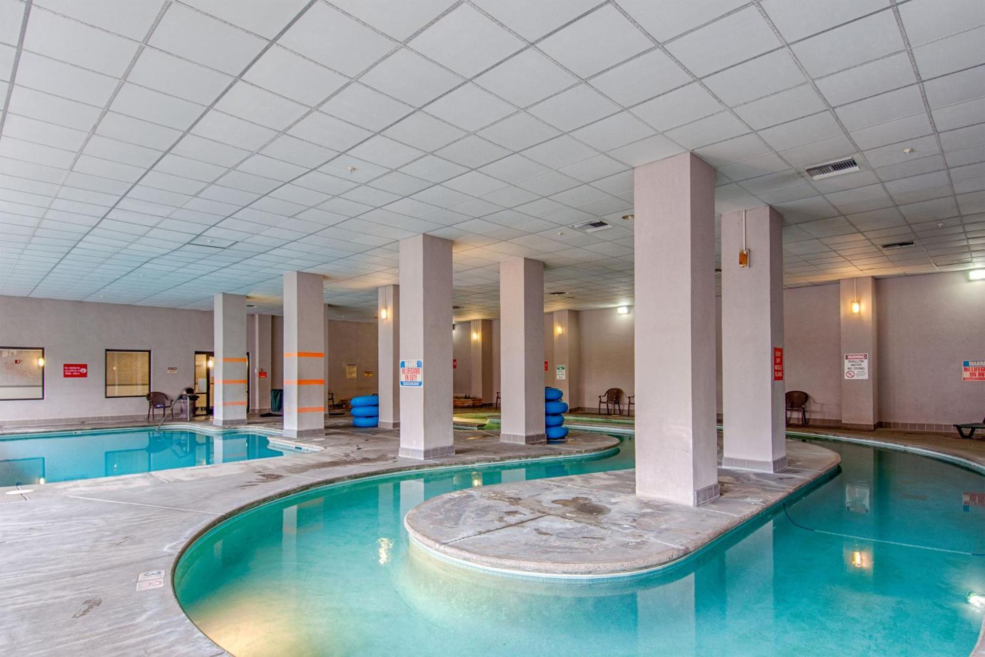 Park Tower Inn Pigeon Forge Buitenkant foto