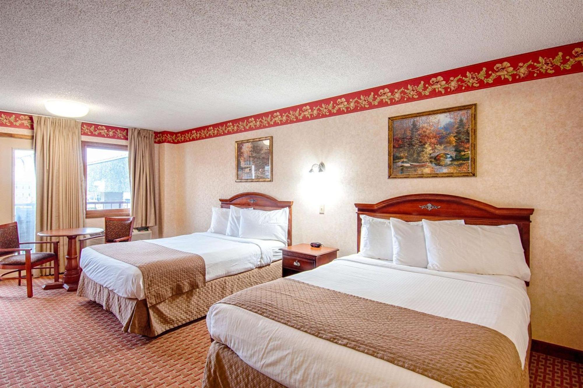 Park Tower Inn Pigeon Forge Buitenkant foto