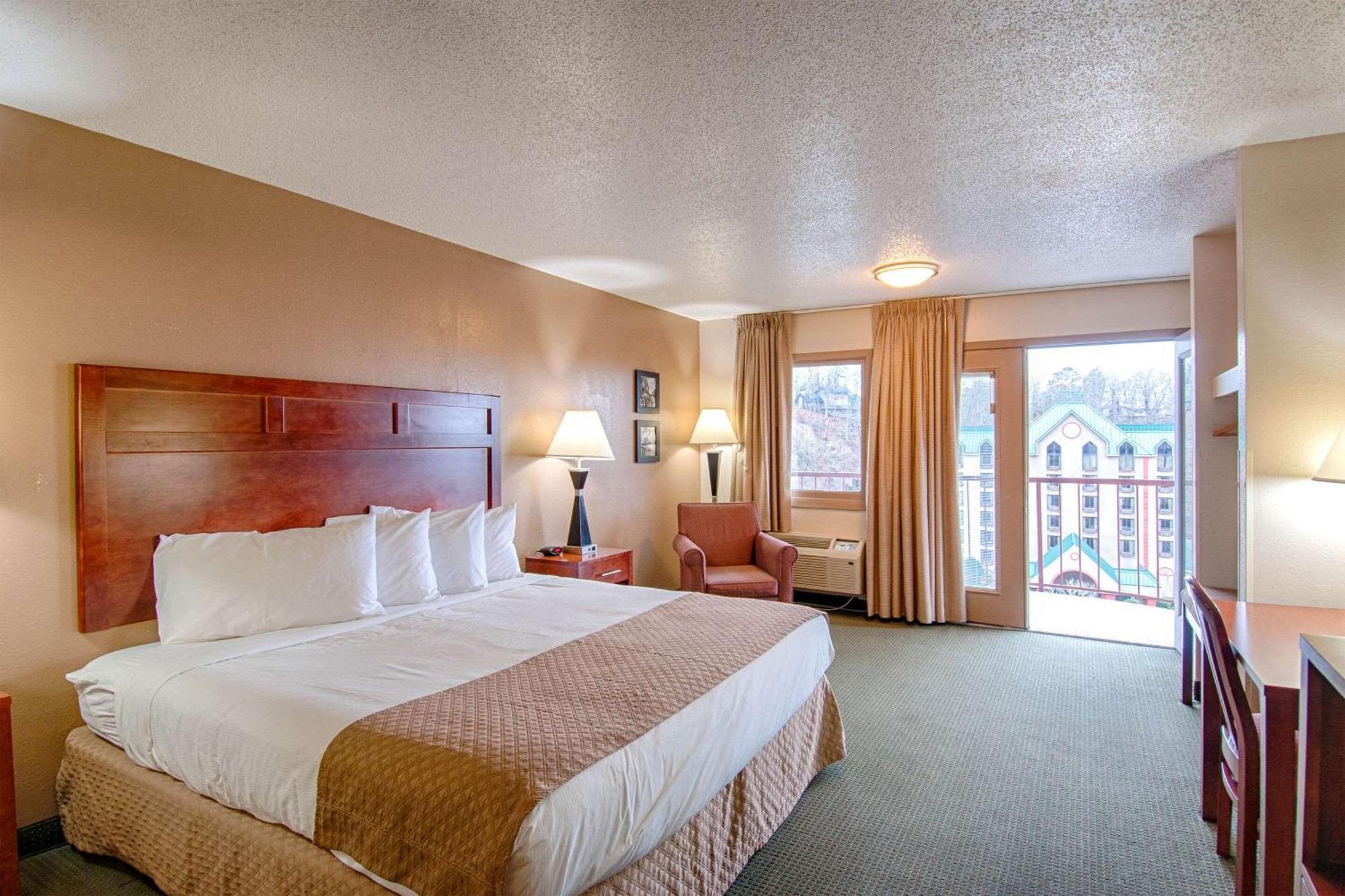 Park Tower Inn Pigeon Forge Buitenkant foto