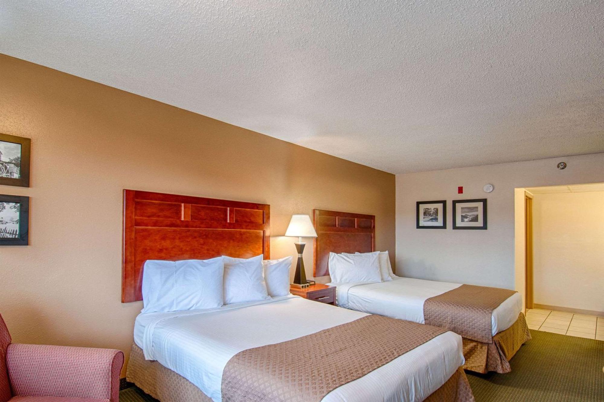 Park Tower Inn Pigeon Forge Buitenkant foto